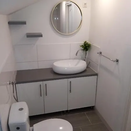 アパート One Bedroom Loft With View ニン