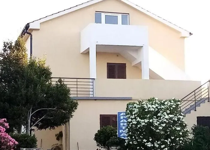 Διαμέρισμα One Bedroom Loft With View
