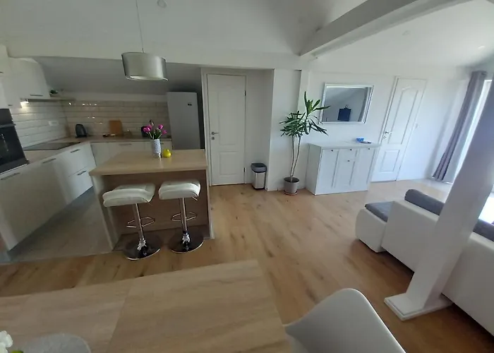 Апартаменты One Bedroom Loft With View *